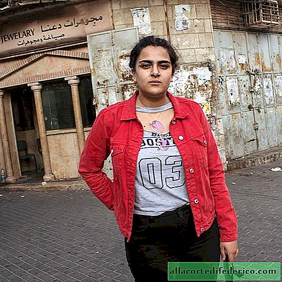 Flashmob ที่อยากรู้อยากเห็น: สาวอายุ 18 ปีจากทั่วโลกมีหน้าตาเป็นอย่างไร