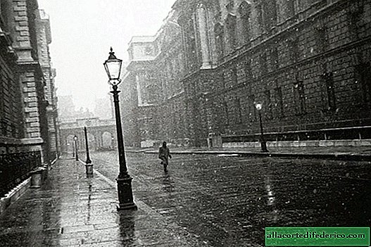 1950 के दशक की शुरुआत में लंदन के असाधारण रेट्रो शॉट्स