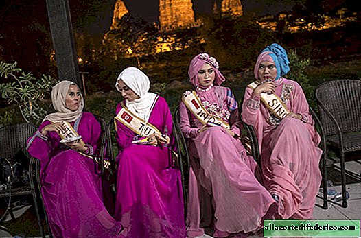 21 interessante Schnappschüsse, wie ein Schönheitswettbewerb unter muslimischen Frauen abgehalten wird