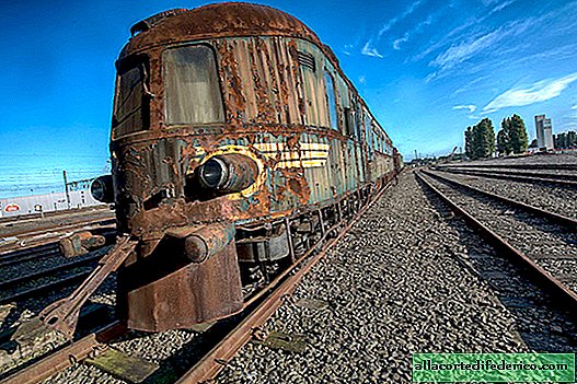5 ексклузивни снимки на изоставен луксозен пътуващ влак
