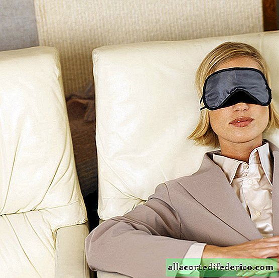 7 korte, verdifulle tips for å få nok søvn på flyet