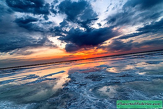 Baskunchak: sel, couchers de soleil et trains voyageant sur l'eau