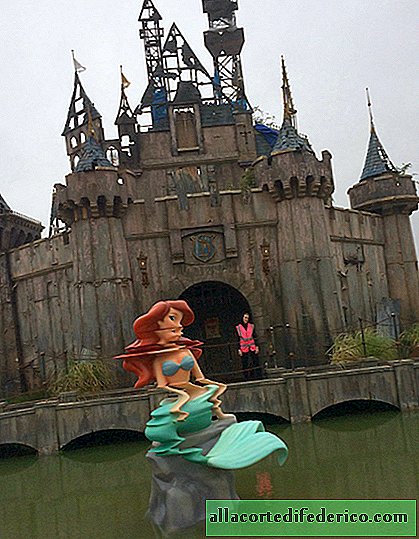 Dismaland Banksy: A Disneyland hátborzongató verziója