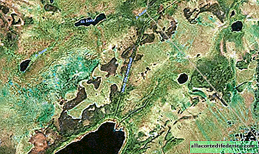 Still visible in space images: an abandoned channel between the Yenisei and the Ob