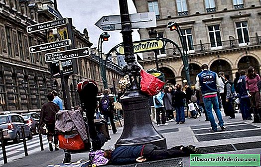 ช่างภาพจากปรากมาปรากฎตัวที่ปารีสอีกครั้งโดยไม่มีหอไอเฟลและร้านเสื้อผ้าแฟชั่น