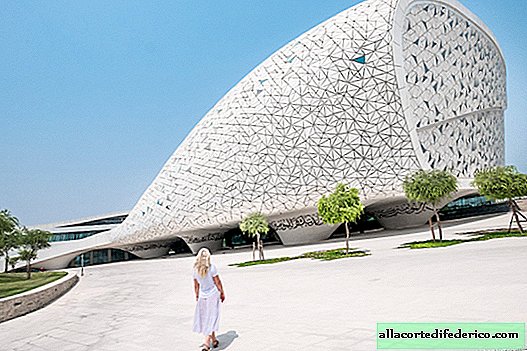 Mezquita futurista en doha