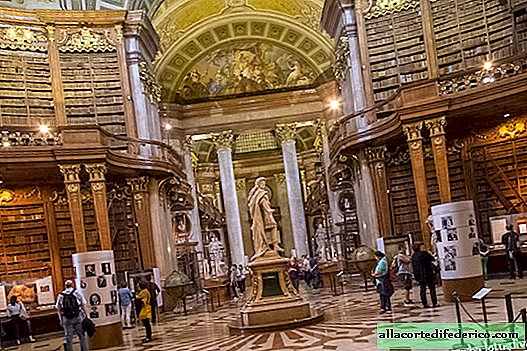 知識の寺院：オーストリア国立図書館