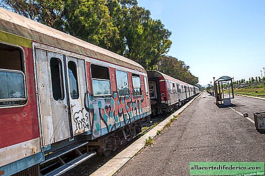 How are the railways in Albania