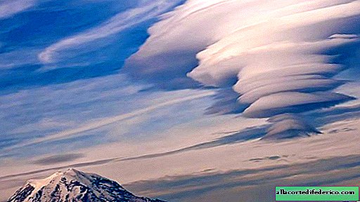 Schönheit am Rande der Science-Fiction: Hier sieht man linsenförmige Wolken