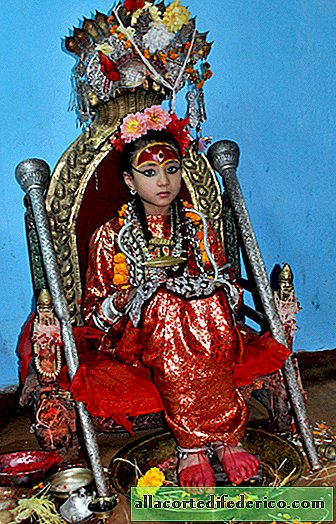 Kumari - de kleine godinnen van Nepal, die op aarde leven onder gewone mensen