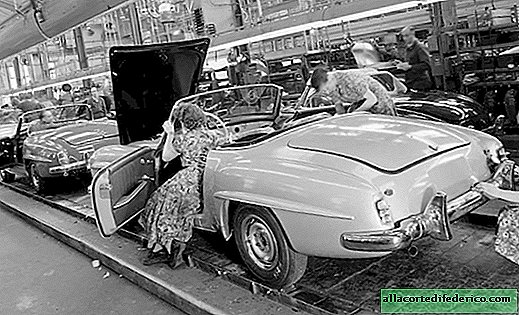 Superbes photos montrant la chaîne de montage de la Mercedes-Benz 190 SL en 1958