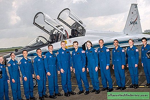 NASA har valt 12 volontärer som ska åka till Mars