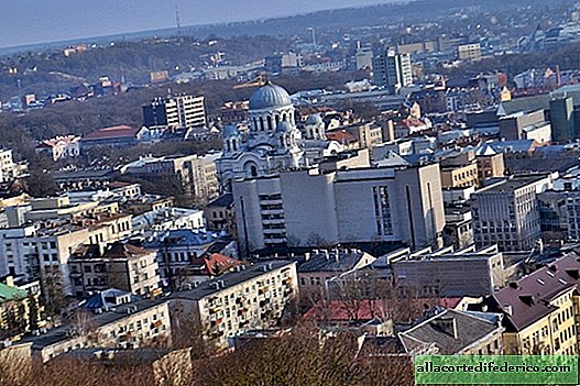 Kaunas inattendu - une église grandiose où les téléviseurs Šilalis ont été faites