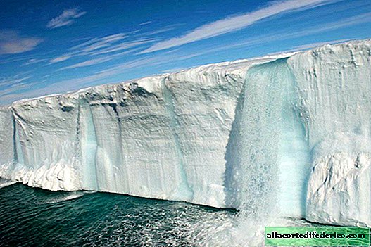 Huge waterfalls in the glaciers of the Svalbard Nature Reserve