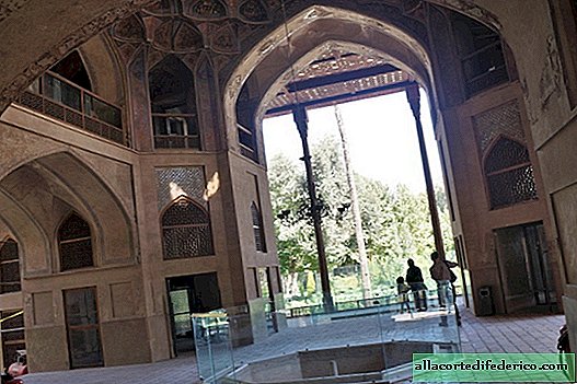 Palais persan hacht-behesht à Ispahan