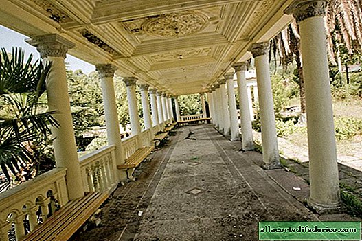 La plus belle et la plus magnifique gare abandonnée du monde
