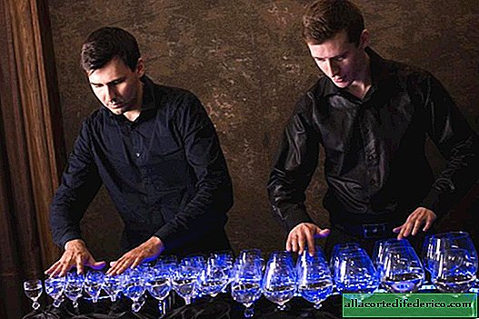 The most incredible musical instrument: how to play on glasses