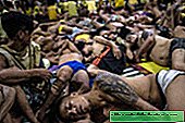 Шокиращи снимки от затвор във Филипините