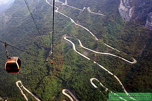 Tienmenshan - den coolaste linbanan och världens längsta slang