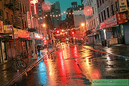 The magical atmosphere of New York Chinatown before dawn