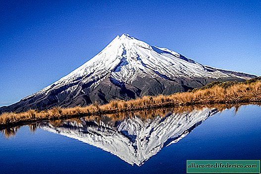 Taranaki Volcano - Nový Zéland Double of Fuji