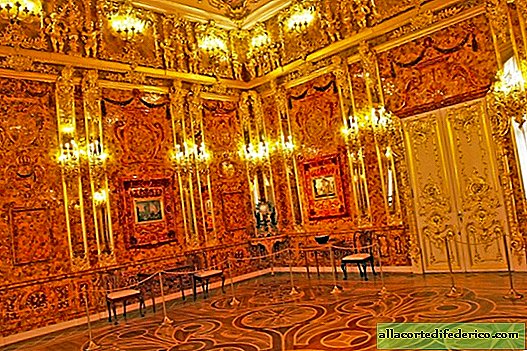 The main abduction of the XX century: where the Amber Room disappeared