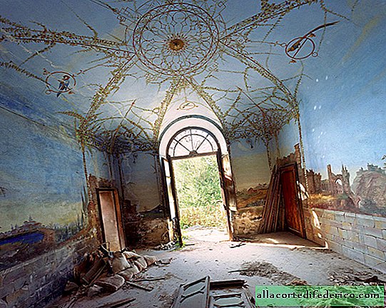 Abandoned Italian palaces in incredible pictures of a French photographer