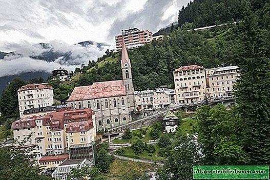 Verlaten hotel in de Alpen, niet minder in luxe dan bestaande hotels